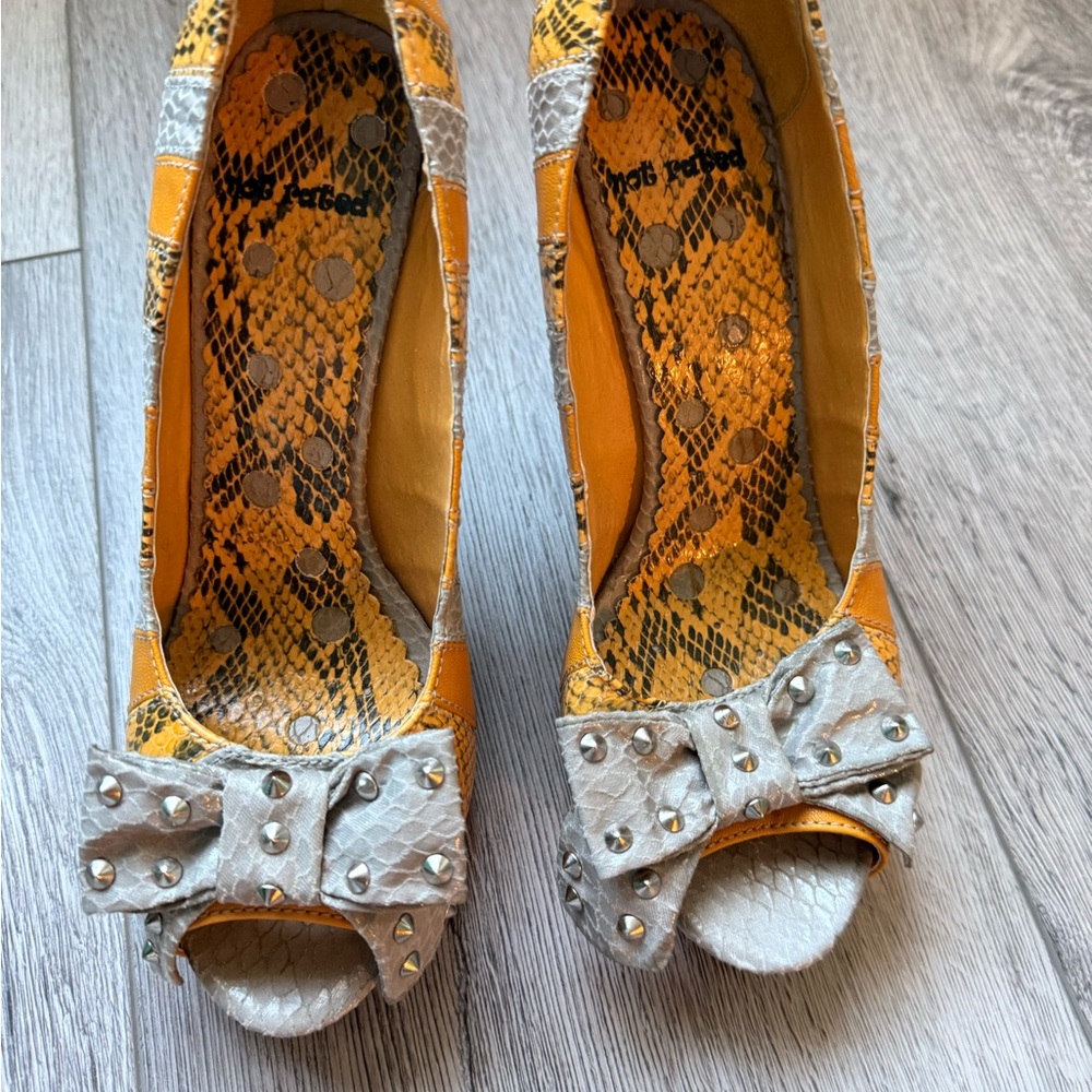 Not Rated Snakeskin Gray and Yellow Peep-Toe Heels